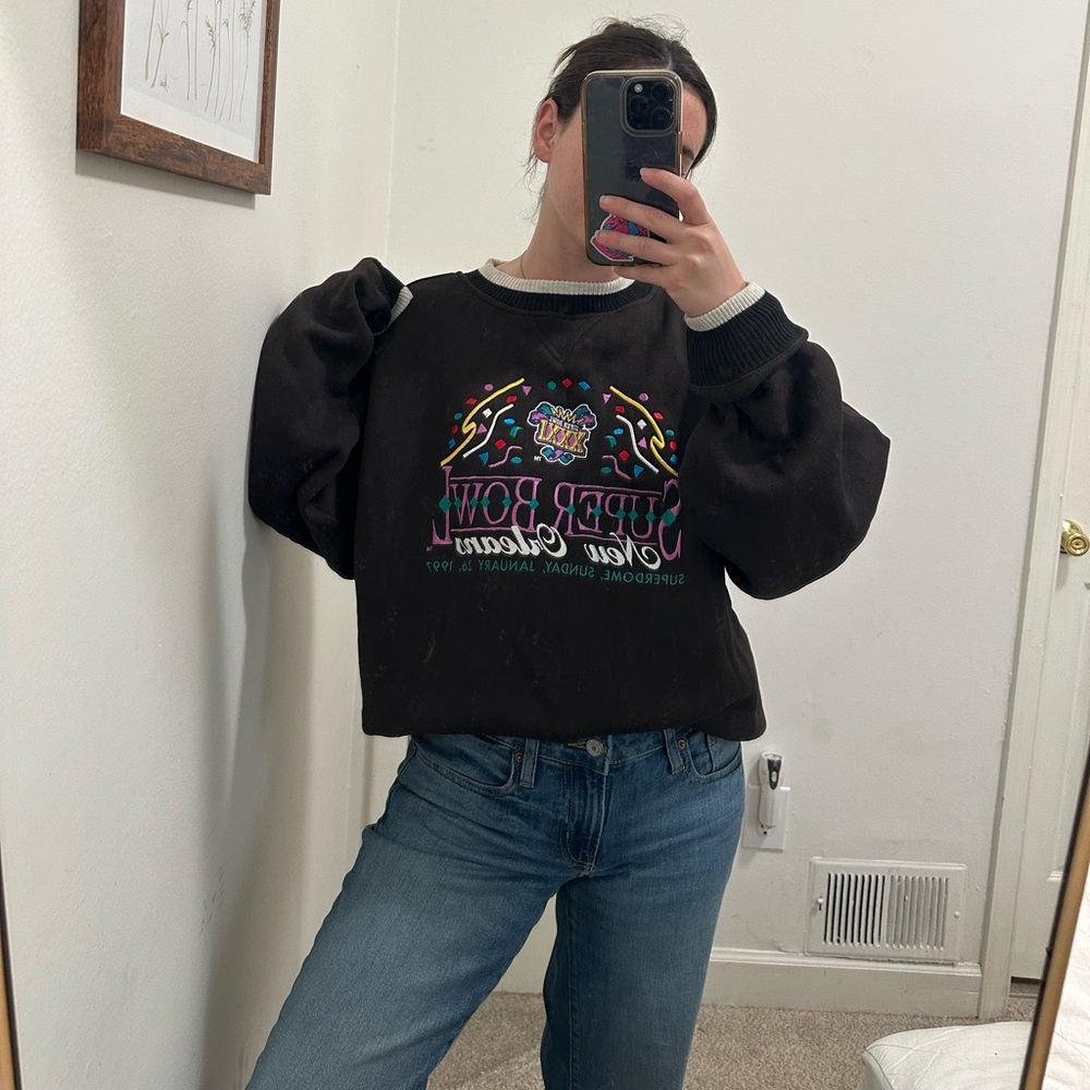 Vintage NOLA Super Bowl merch